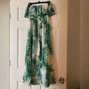 Tropical maxi dress with leaf print